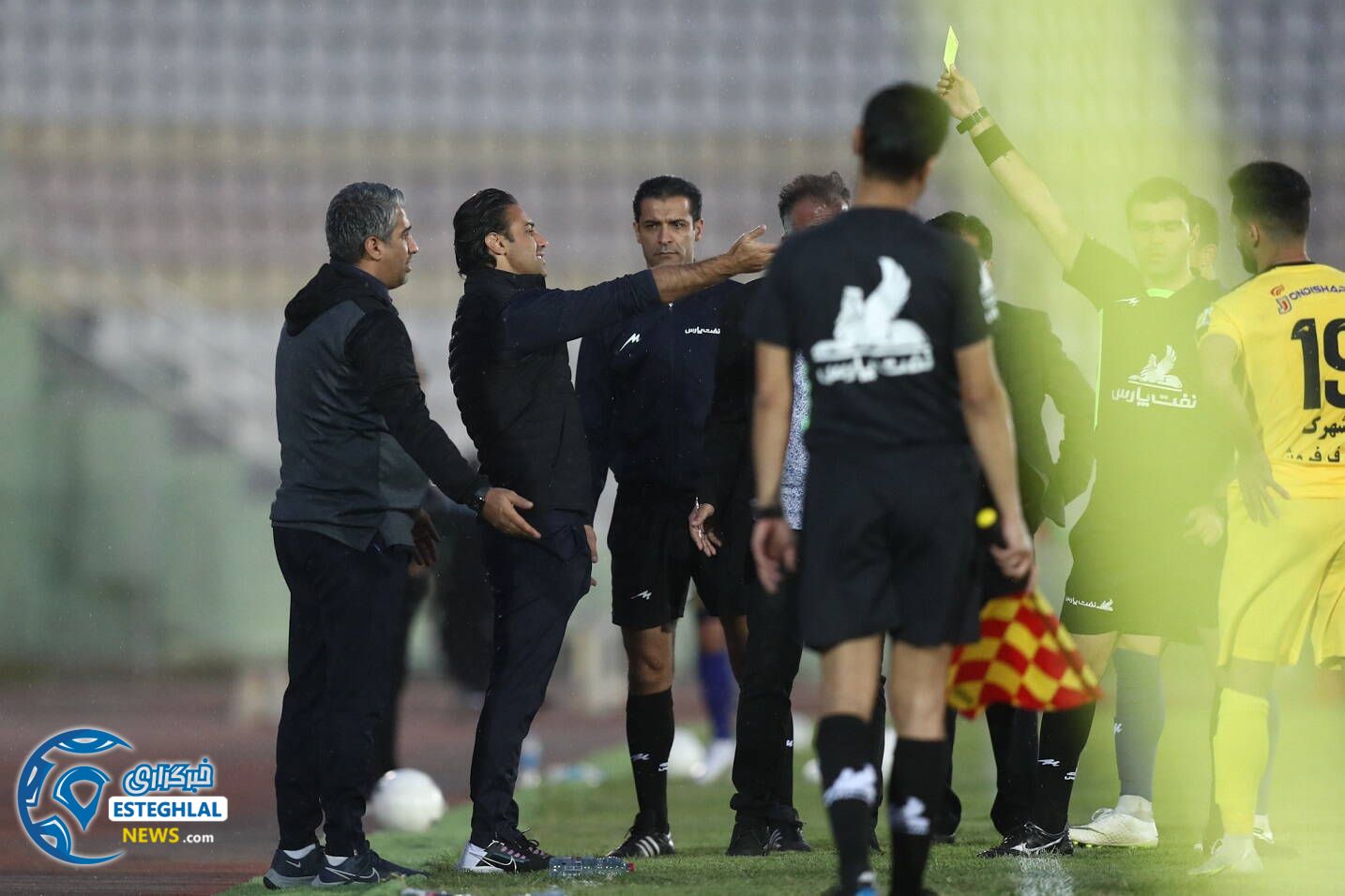 فجرسپاسی 1-1 استقلال