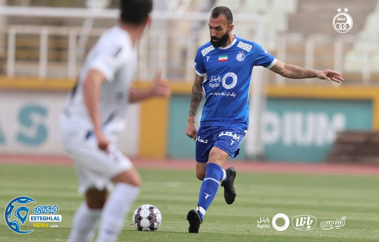 دیدار دوستانه استقلال و پیکان