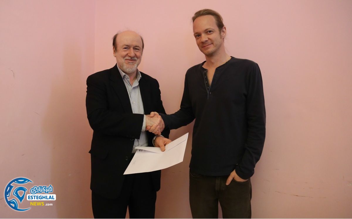 تمدید قرارداد شفر و کادر فنی استقلال