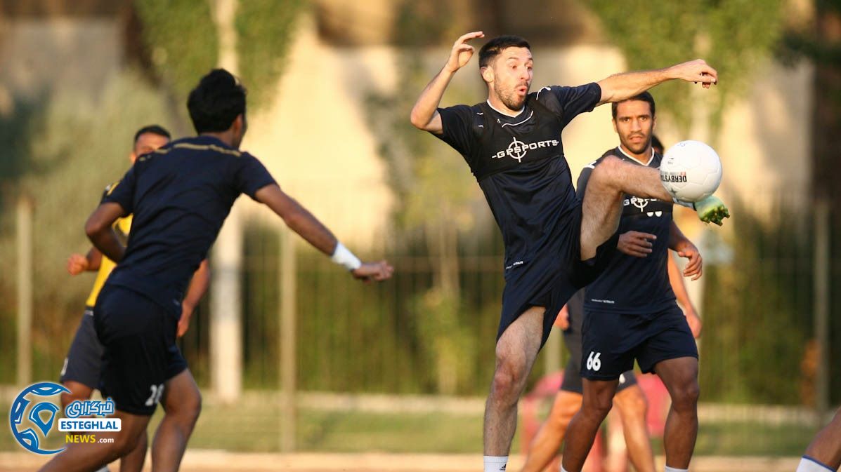 تمرین استقلال