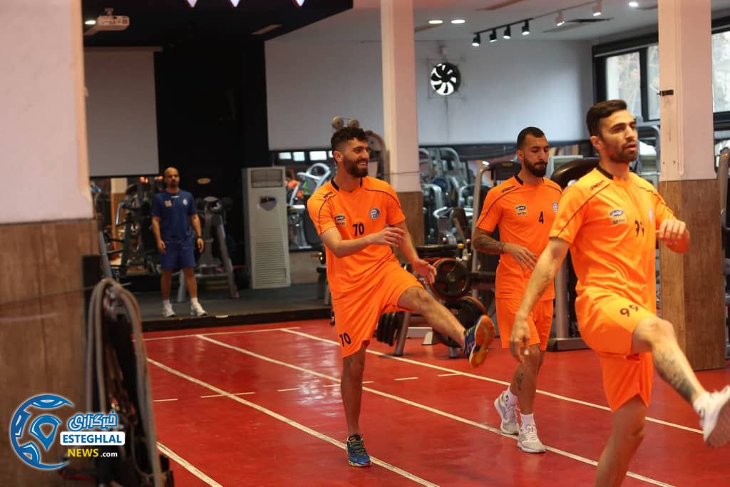 تمرین استقلال