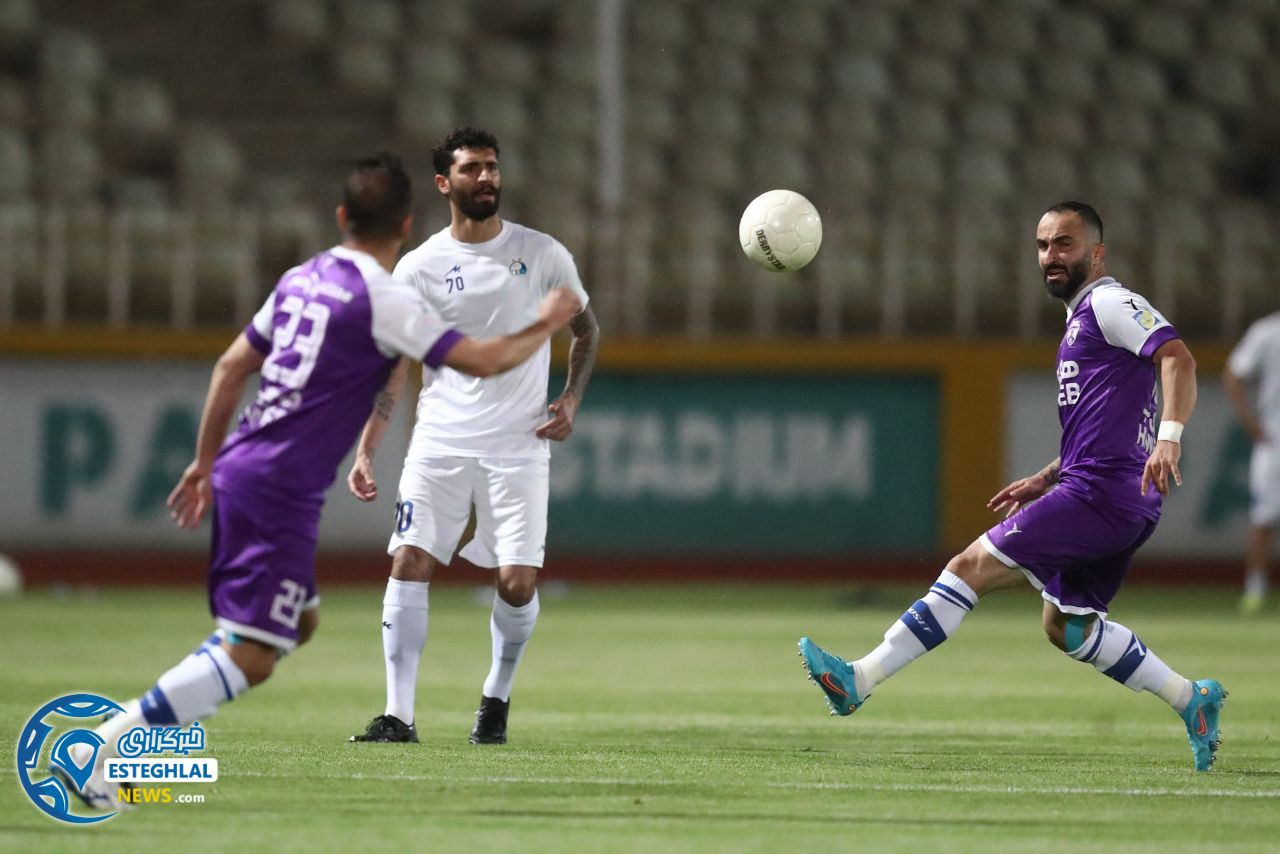 دیدار تدارکاتی هوادار و استقلال