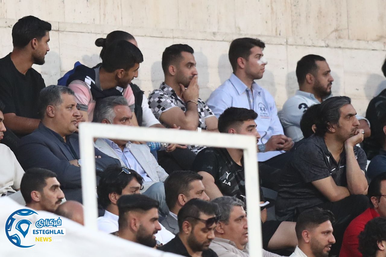 حواشی دیدار استقلال و نساجی