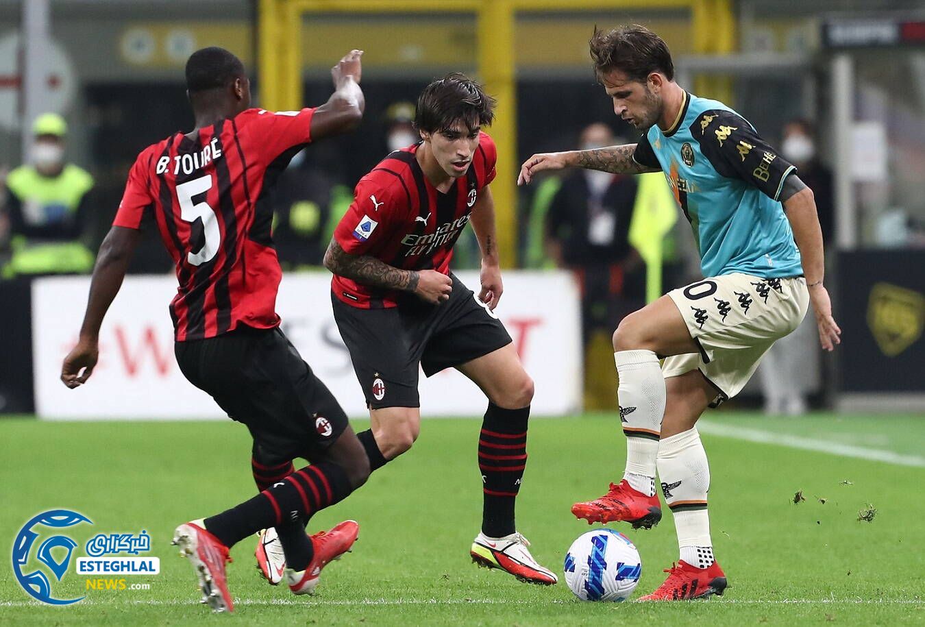 آث میلان 2-0 ونتزیا