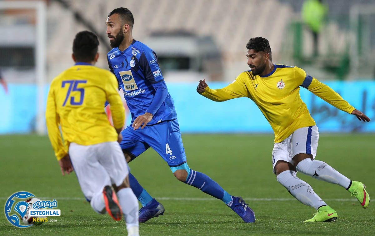 دیدار استقلال برابر نفت مسجدسلیمان