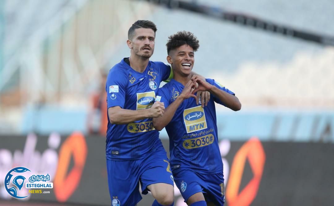 دیدار استقلال و گل گهر