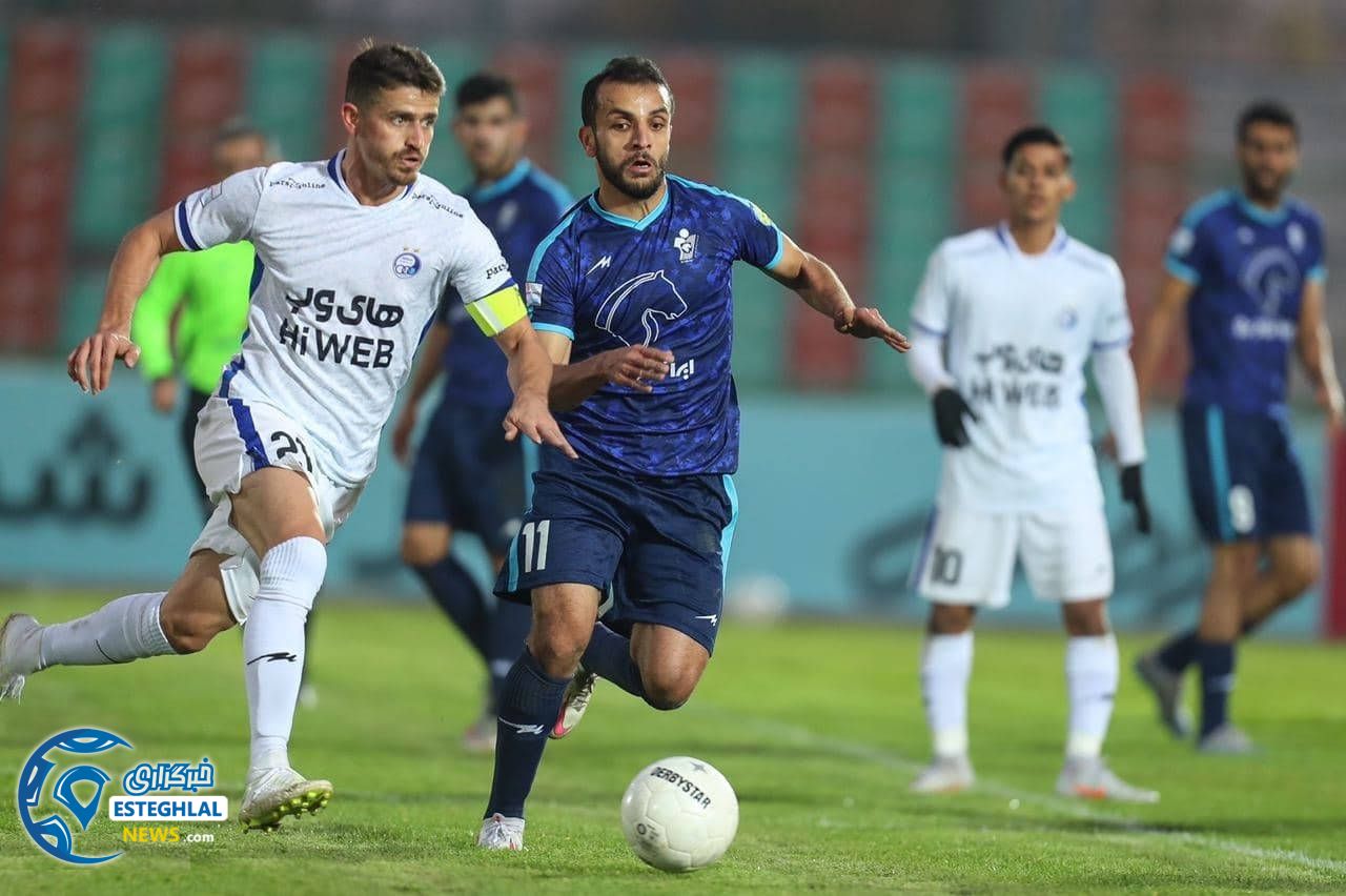 دیدار پیکان و استقلال