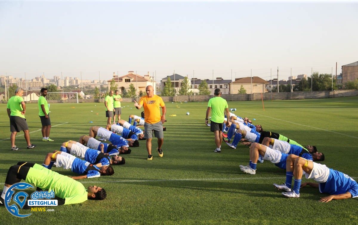 تمرین استقلال در ایروان