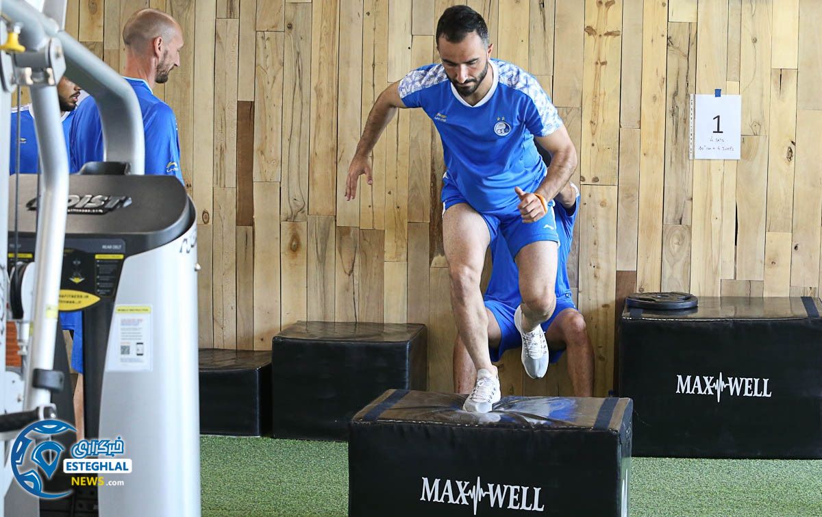 تمرین وزنه استقلال