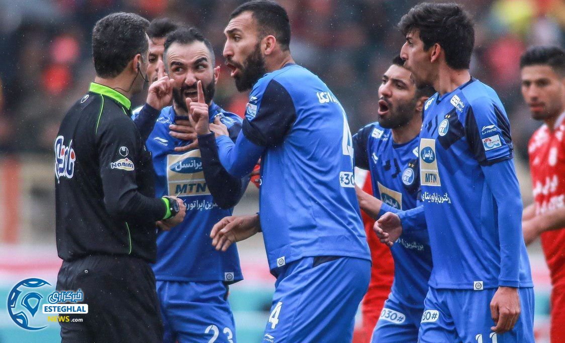 دیدار تراکتورسازی و استقلال