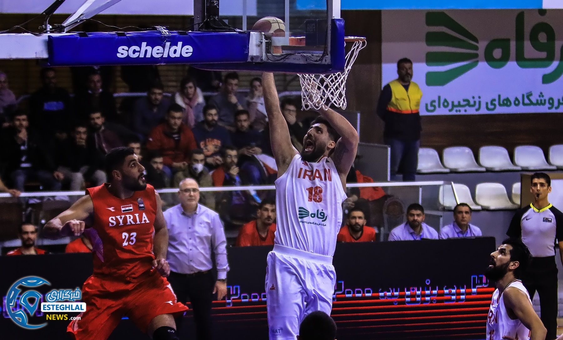 دیدار تیم های ملی بسکتبال ایران و سوریه