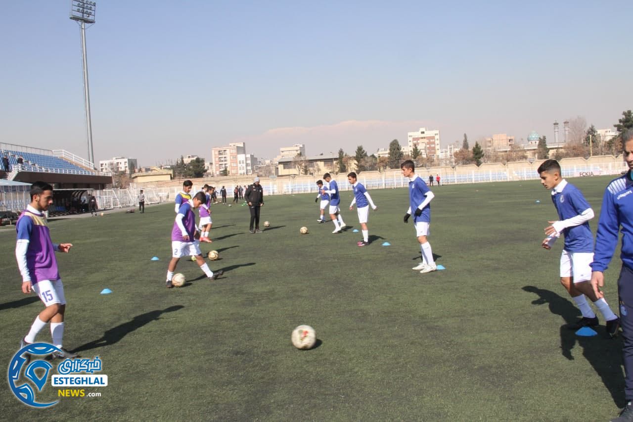 تیم نونهالان استقلال