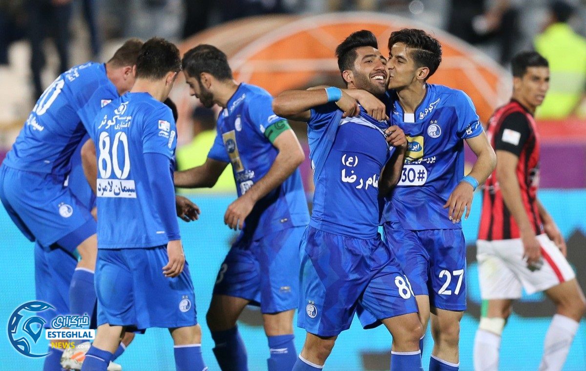 دیدار استقلال و مشکی پوشان خراسان