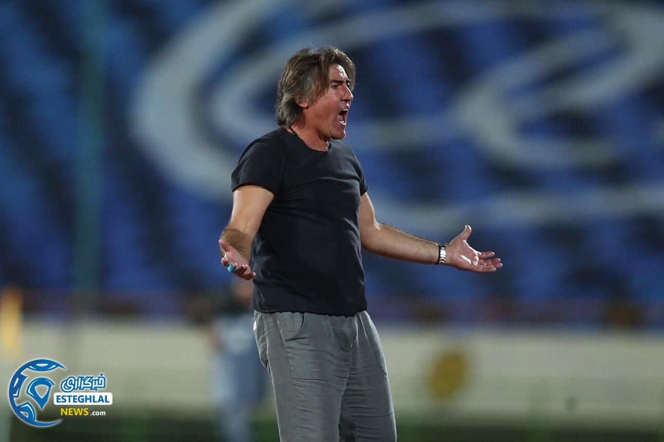 دیدار استقلال و پیکان