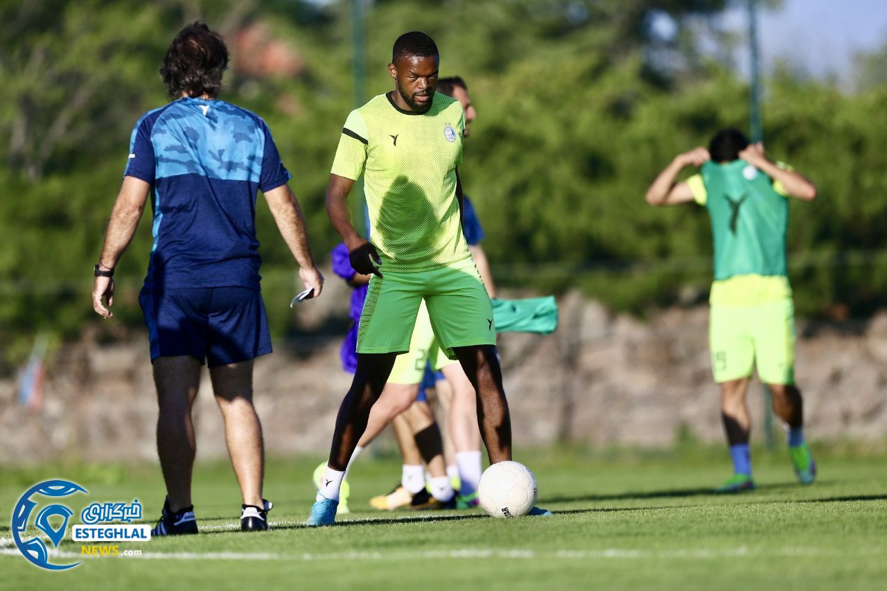 تمرین استقلال