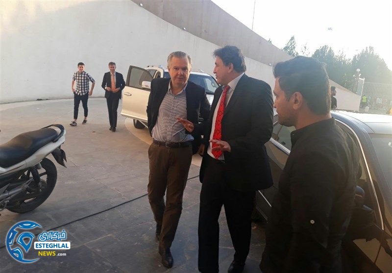 حواشی دربی هشتاد و هفت