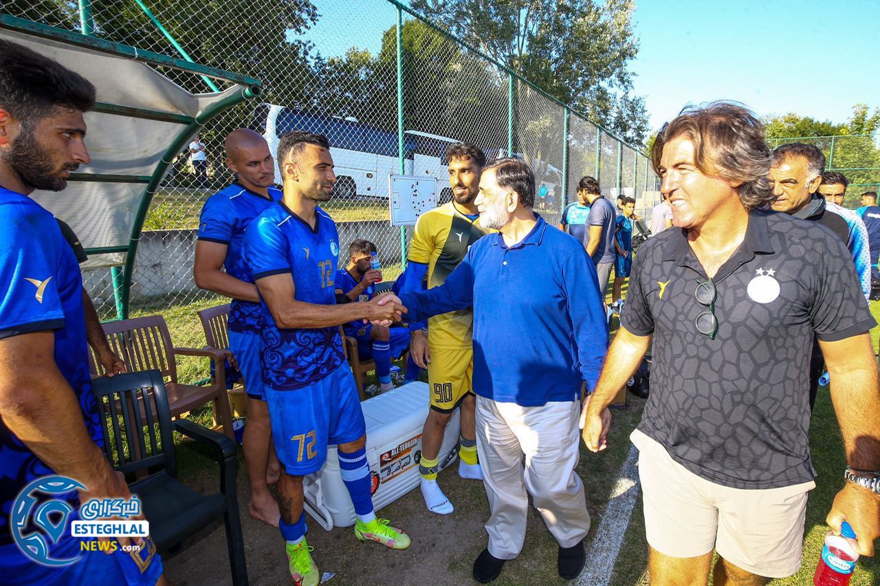 مصطفی آجورلو در تمرین استقلال