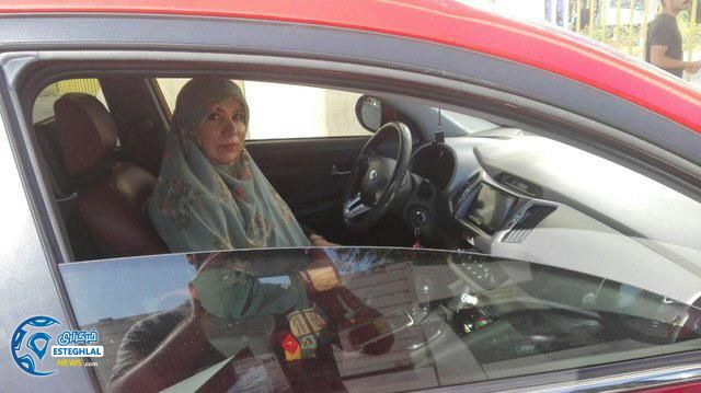 حواشی دربی هشتاد و هفت