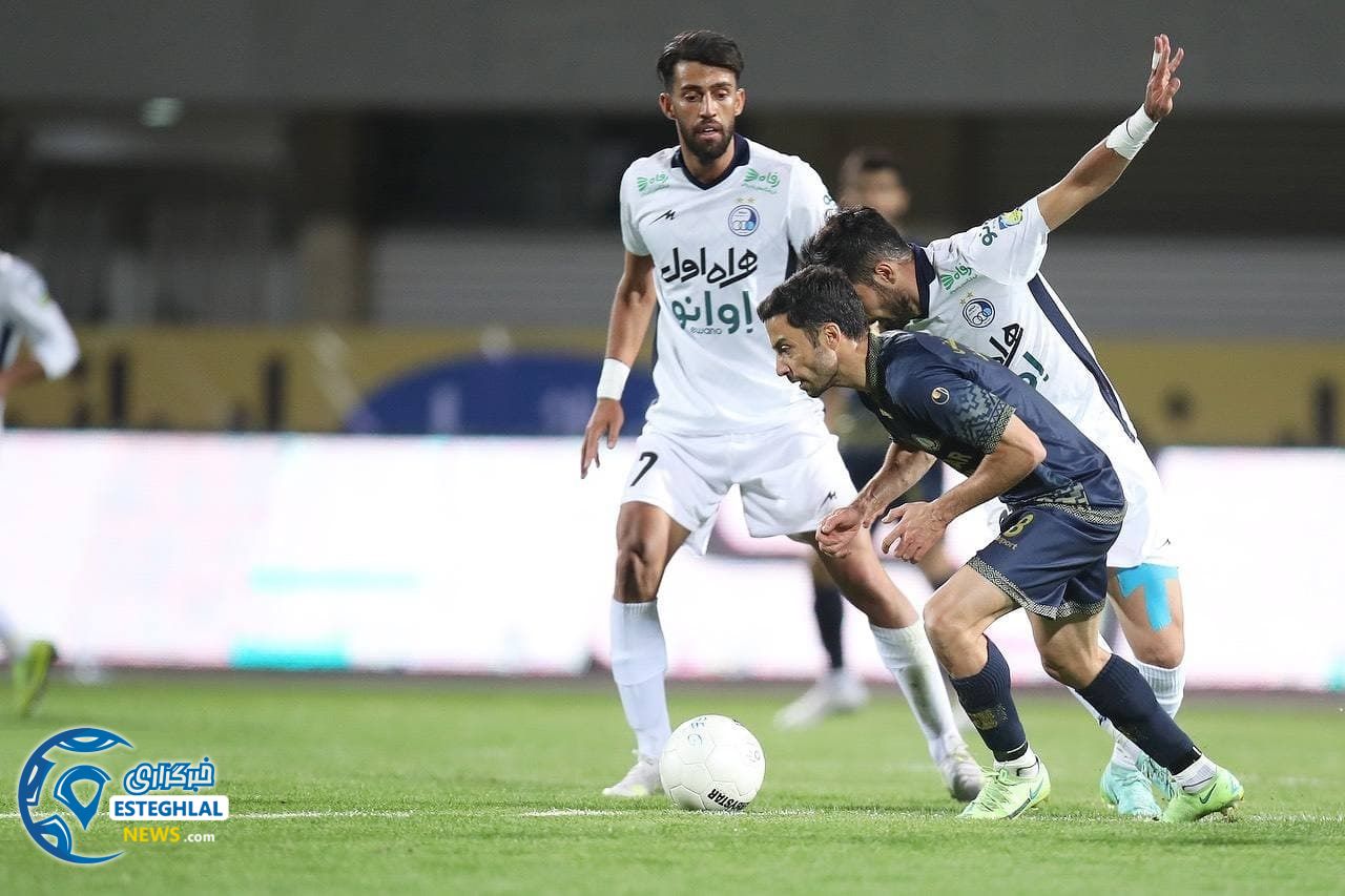 گل گهر 0-3 استقلال