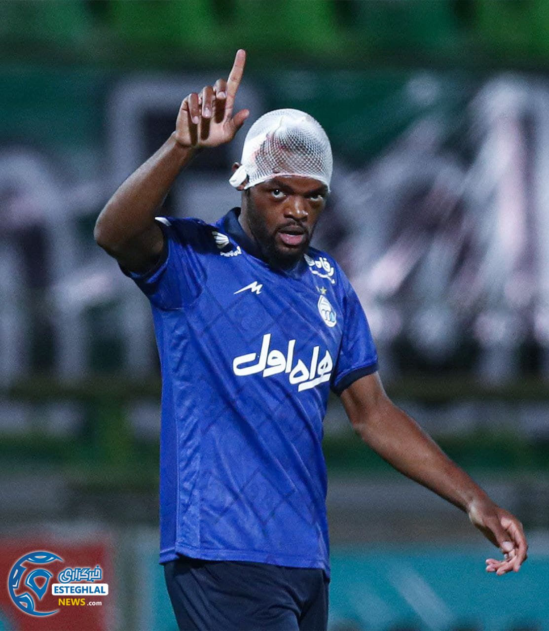 حواشی دیدار ذوب آهن و استقلال