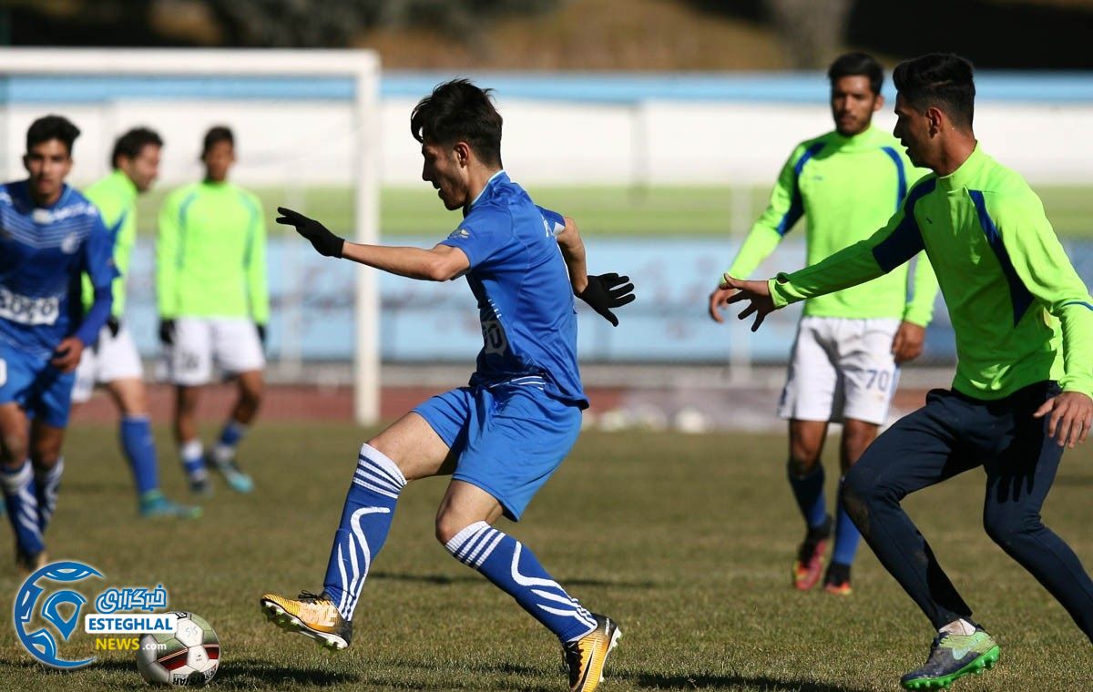 بازی دوستانه با جوانان