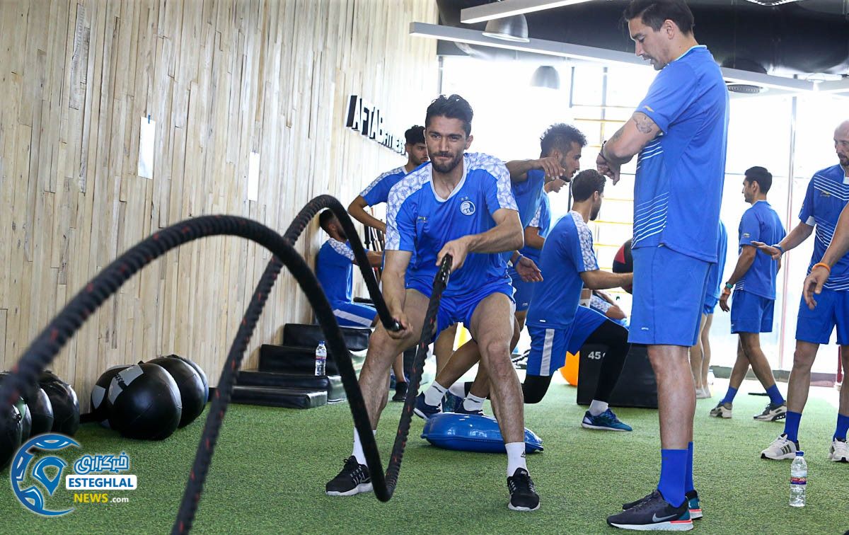 تمرین وزنه استقلال