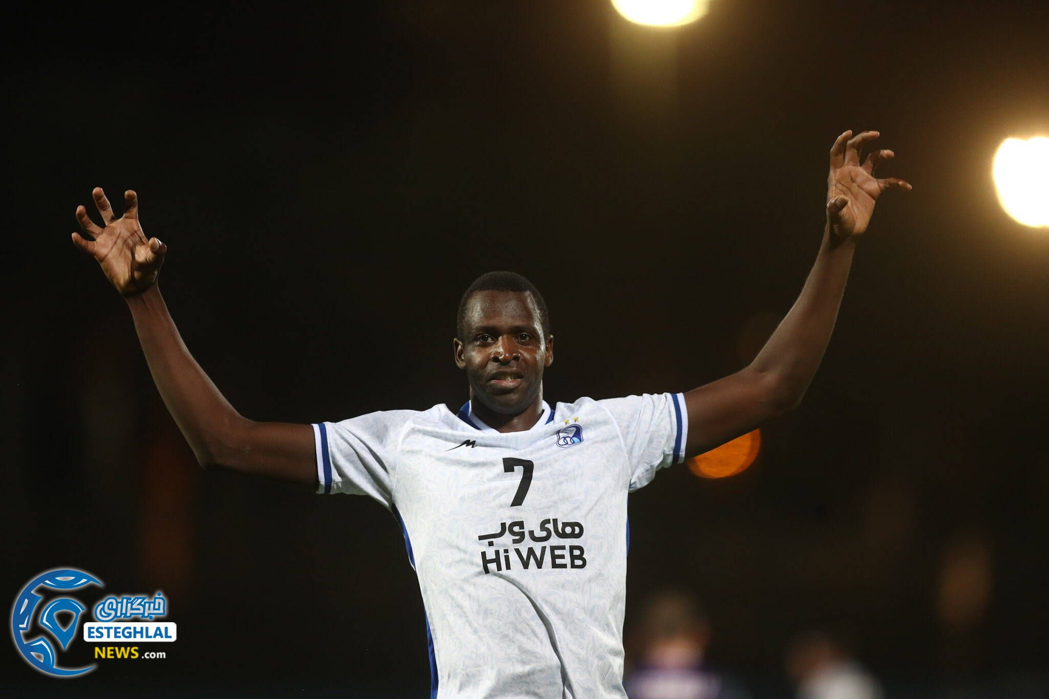 دیدار الشرطه عراق و استقلال ایران