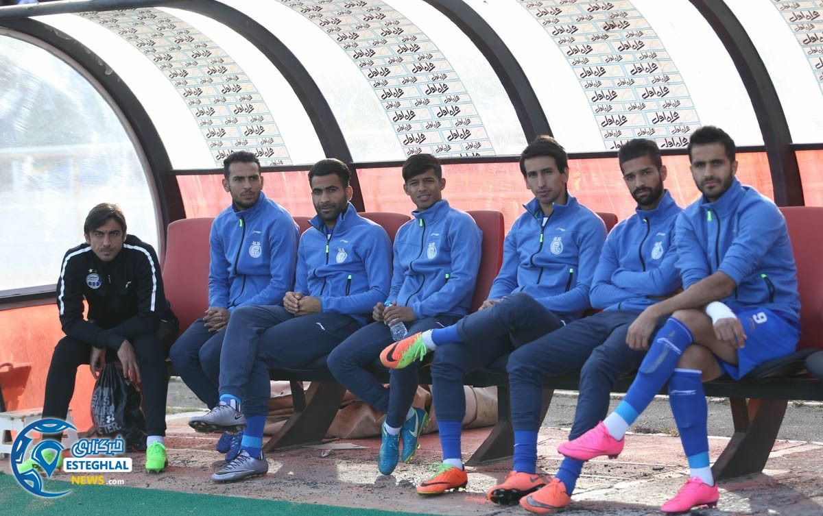 دیدار استقلال و سیاه جامگان