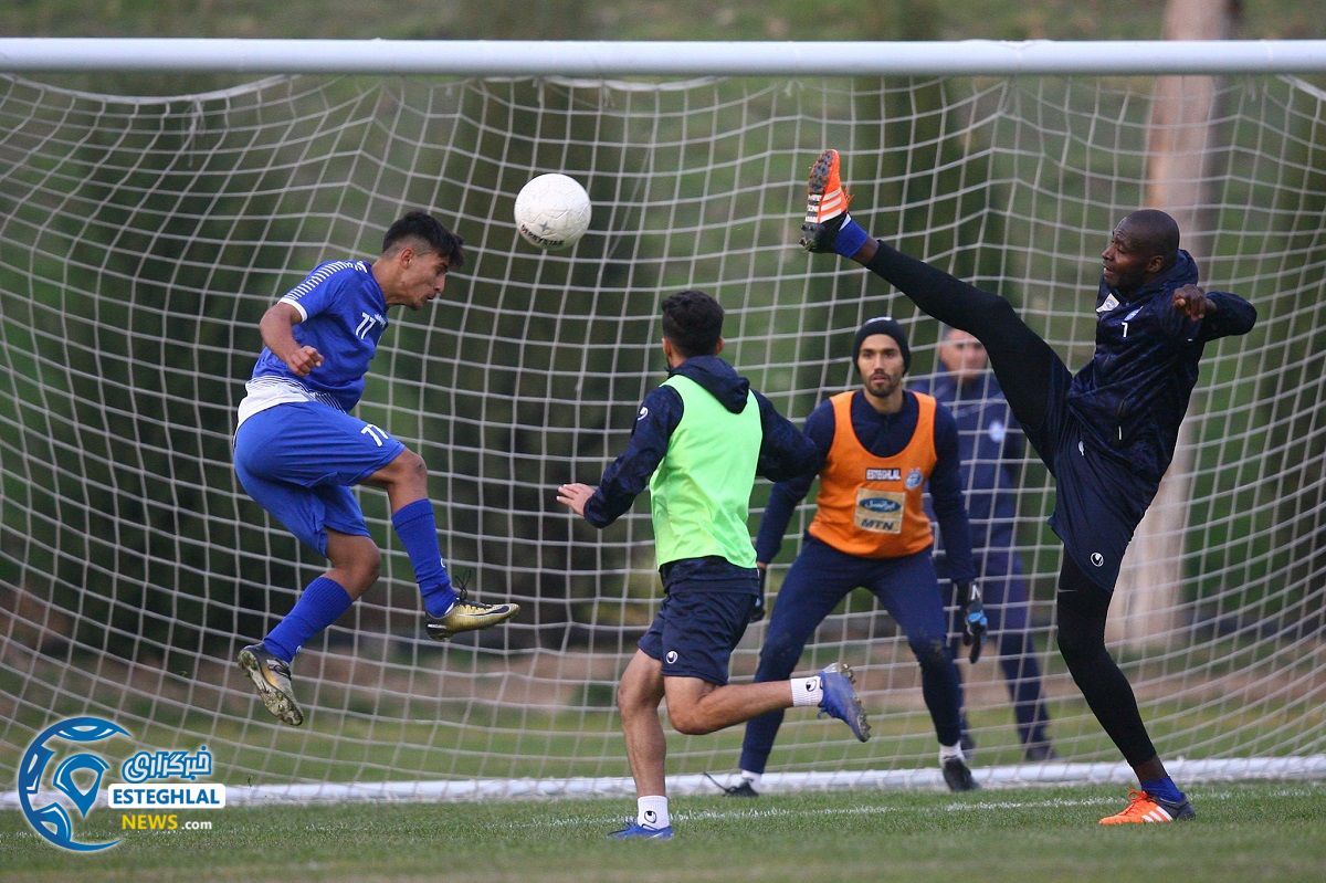 تمرین استقلال