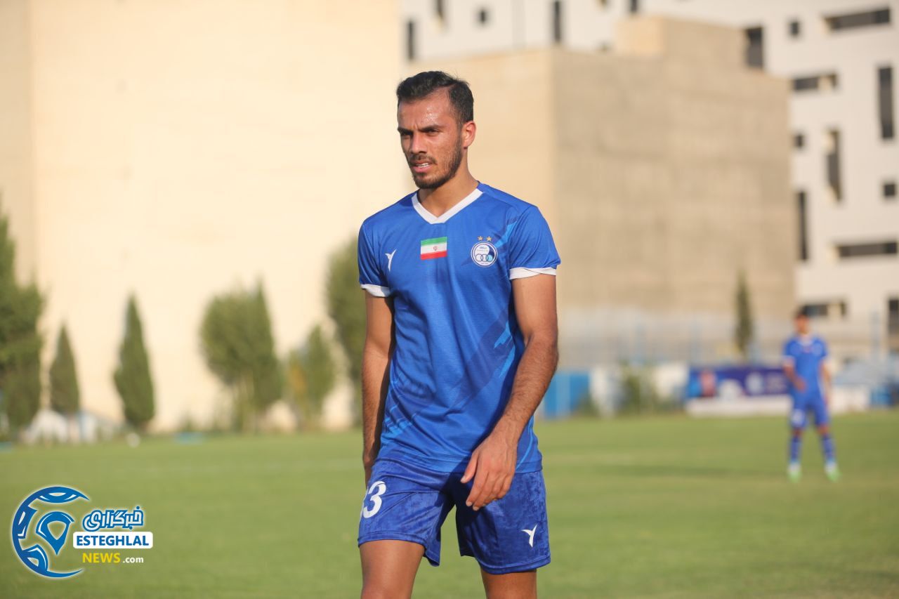 دیدار دوستانه استقلال و نفت و گاز گچساران