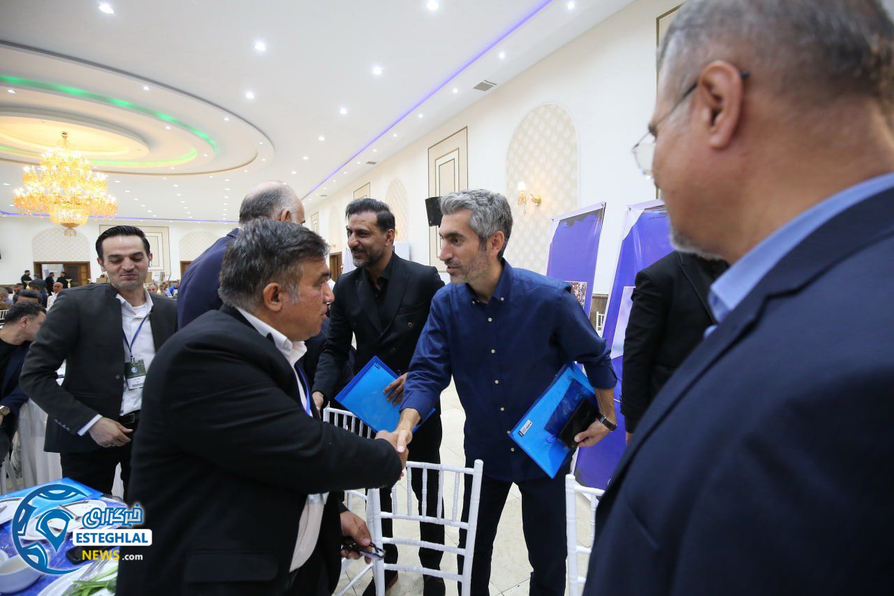 پیشکسوتان باشگاه استقلال(تاج)