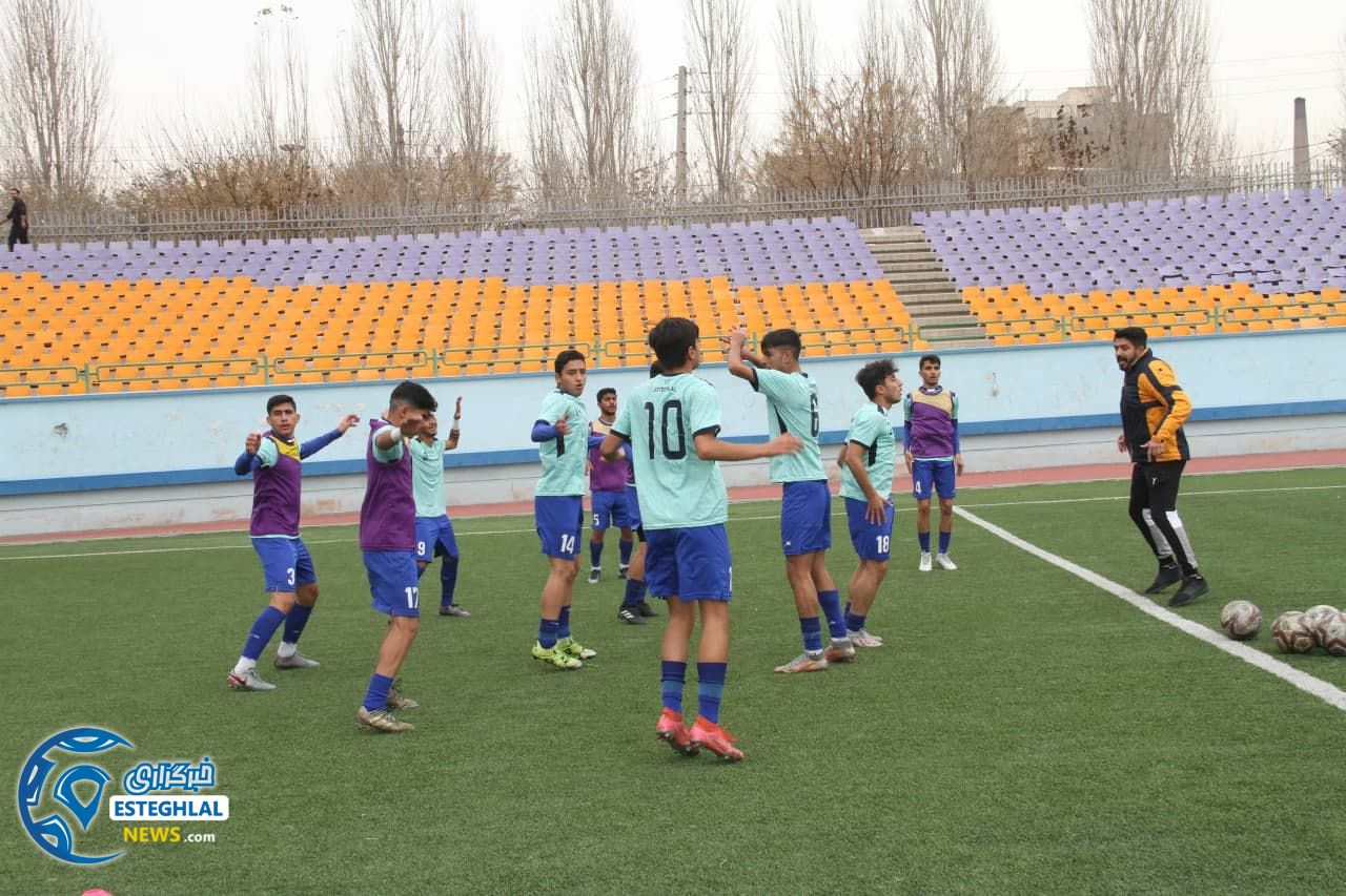 تیم نوجوانان استقلال