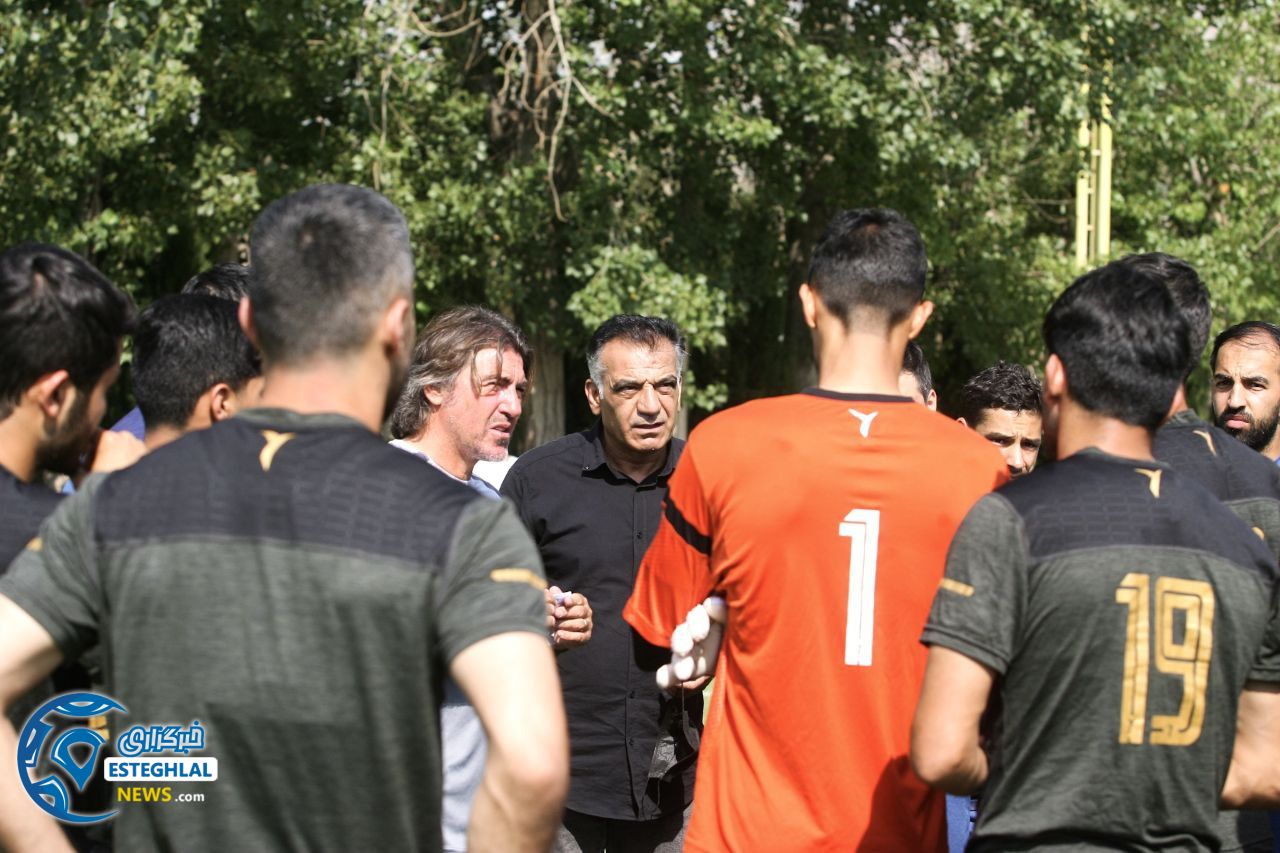 تمرین استقلال