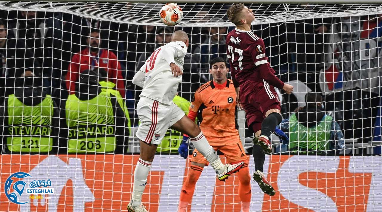 لیون 3-0 اسپارتاپراگ 