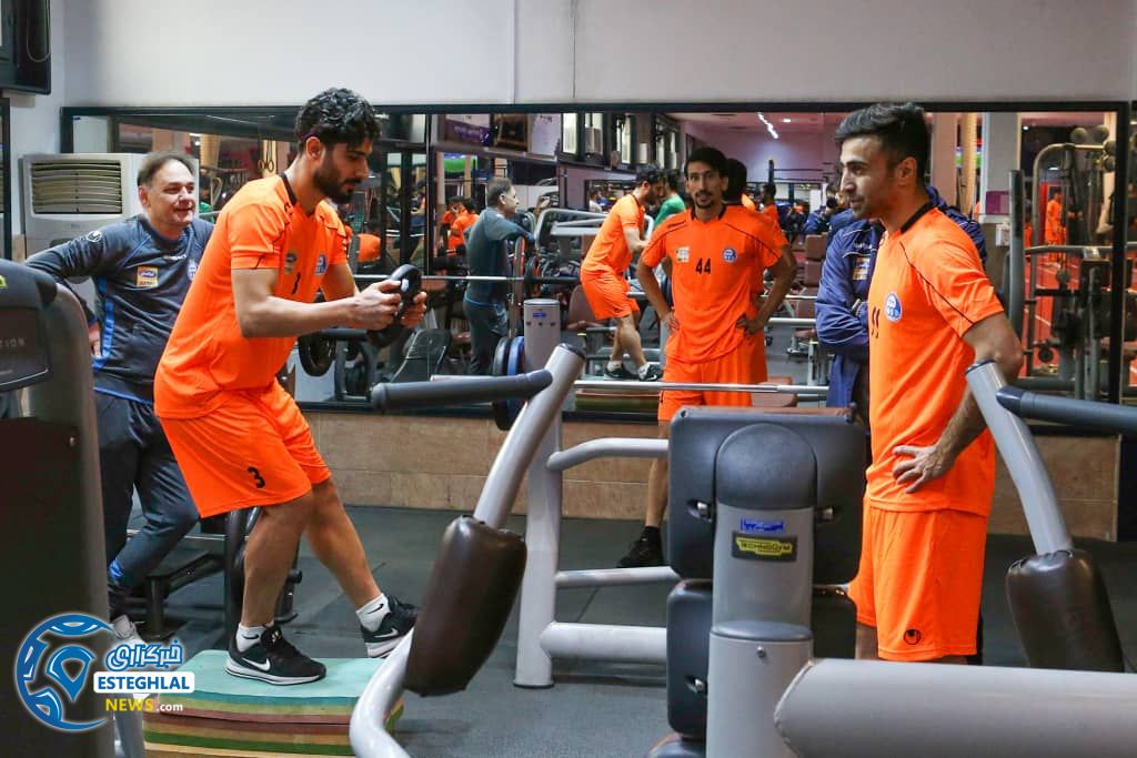 تمرین استقلال