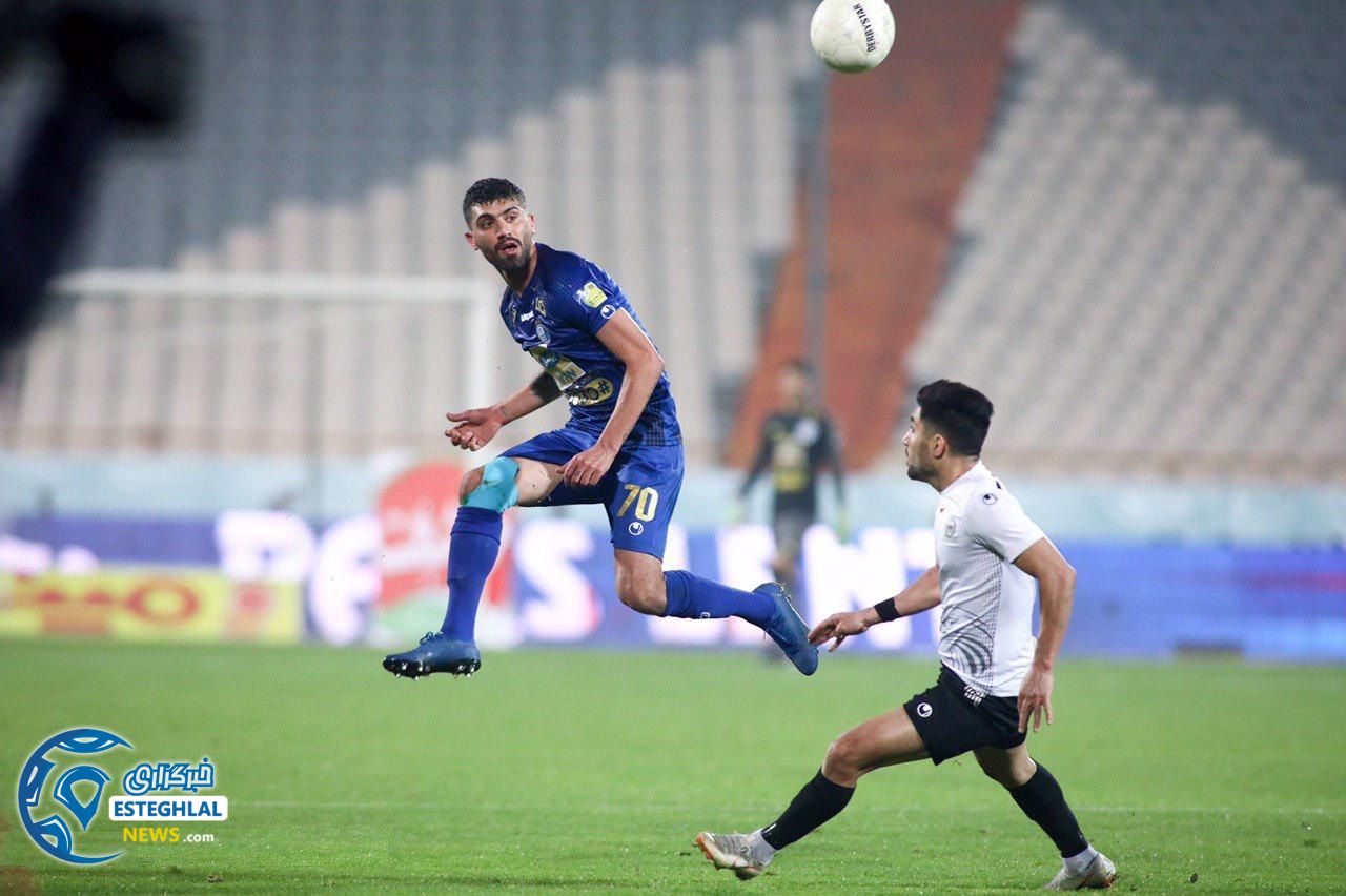 دیدار استقلال و شاهین