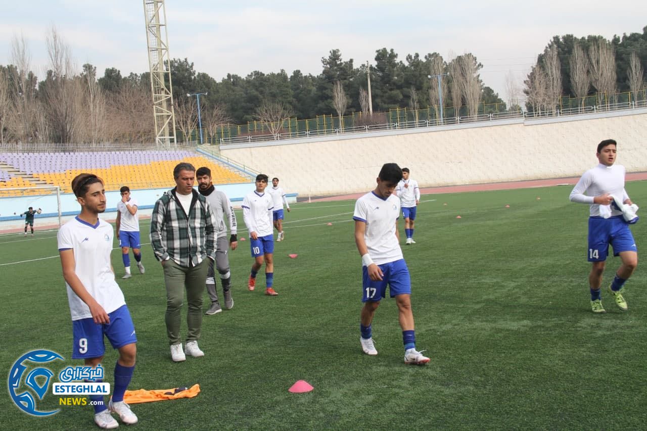 تیم نوجوانان استقلال