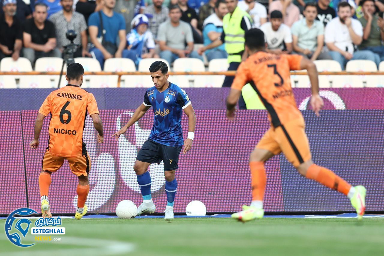 دیدار استقلال و مس کرمان