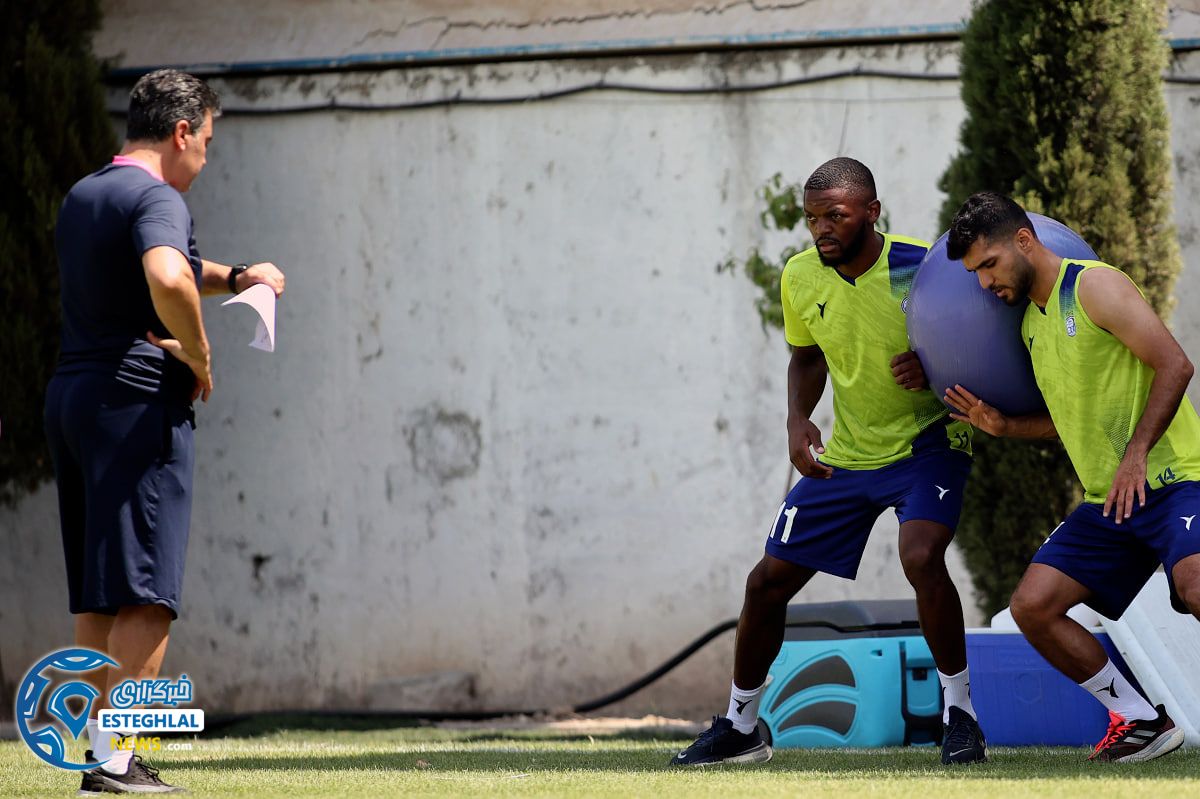 تمرین استقلال