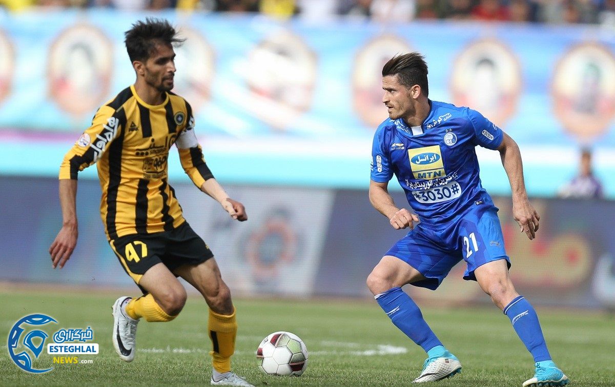 دیدار استقلال و سپاهان