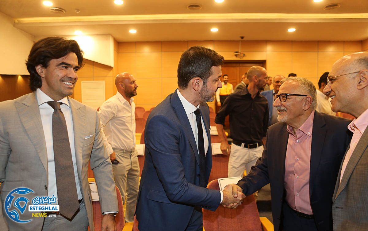 مراسم معارفه و نشست خبری استراماجونی