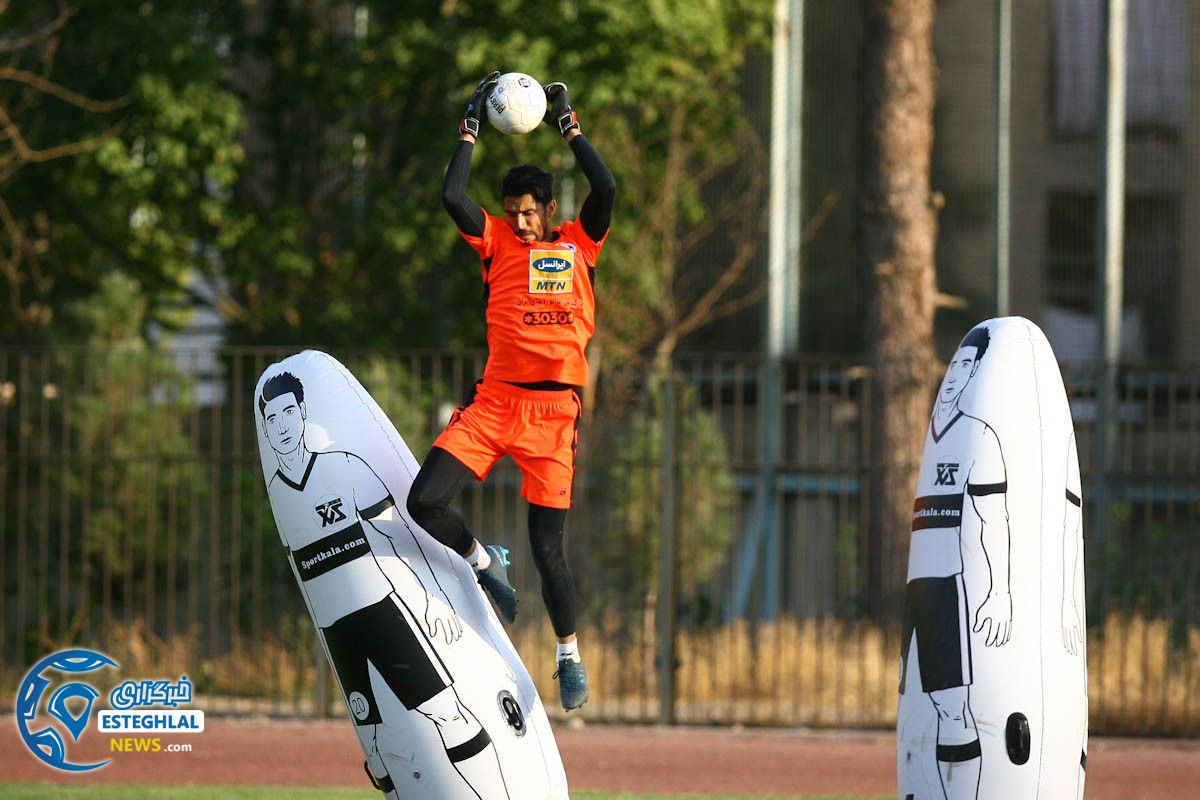 تمرین استقلال