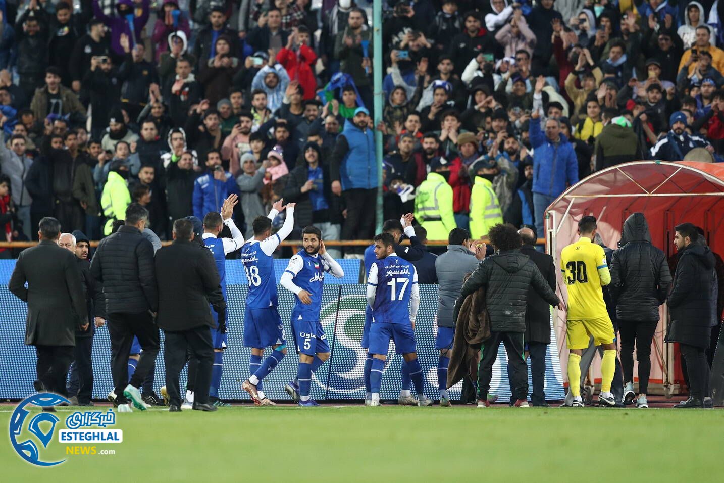 استقلال(تاج) 3-1 نفت مسجدسلیمان