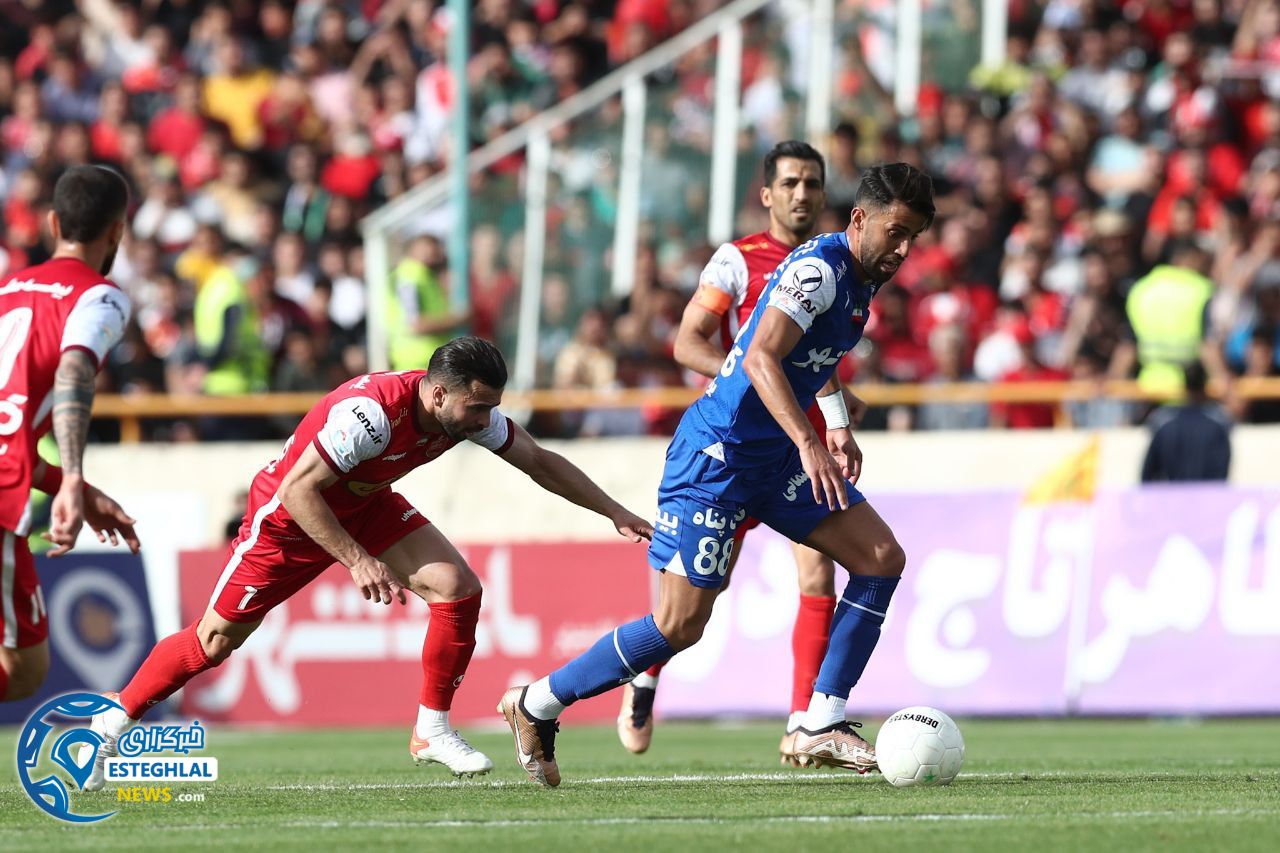 پیروزی 1-0 استقلال