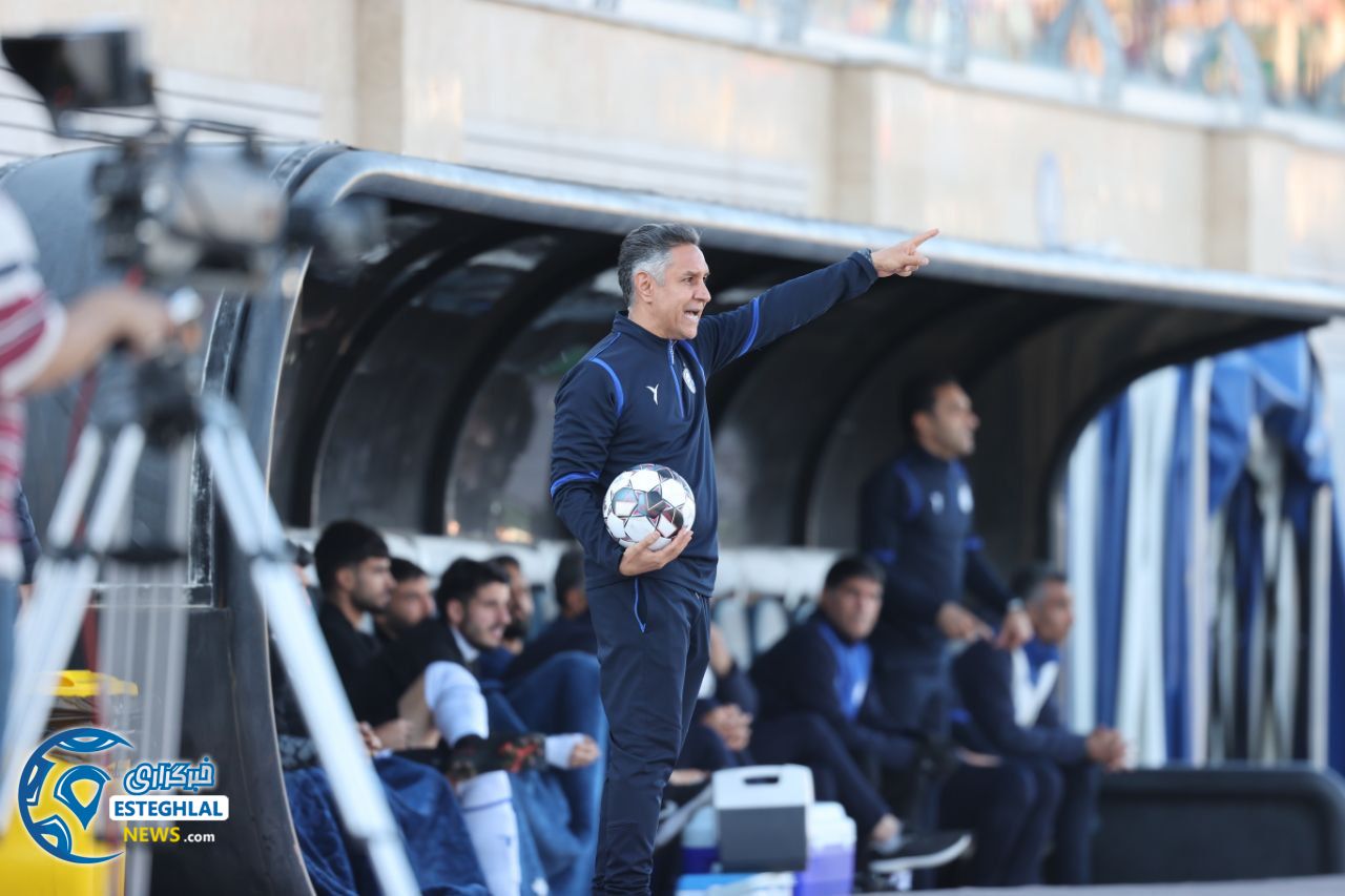 حواشی دیدار گل گهر و استقلال