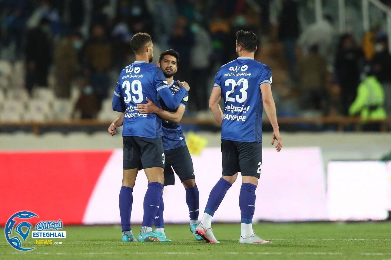 پیروزی 1-1 استقلال(تاج)