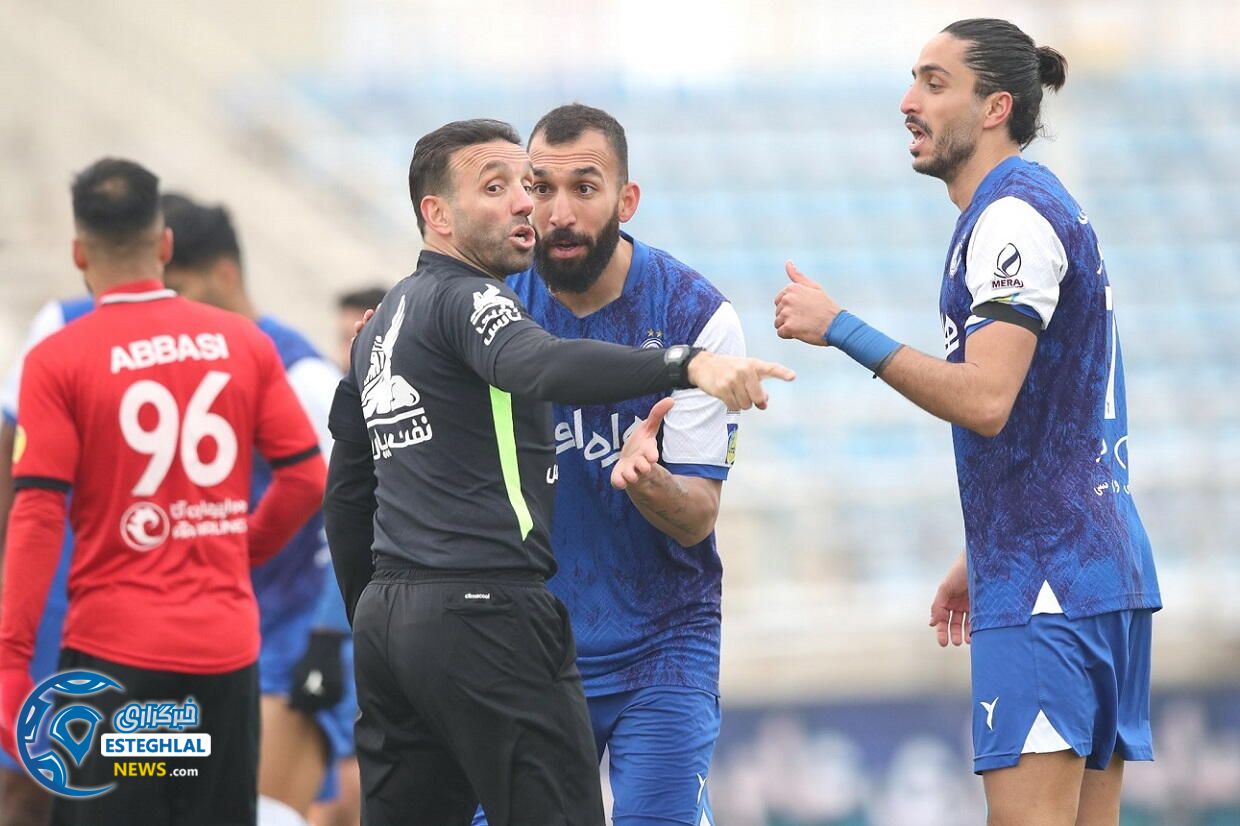 تراکتور 2-0 استقلال