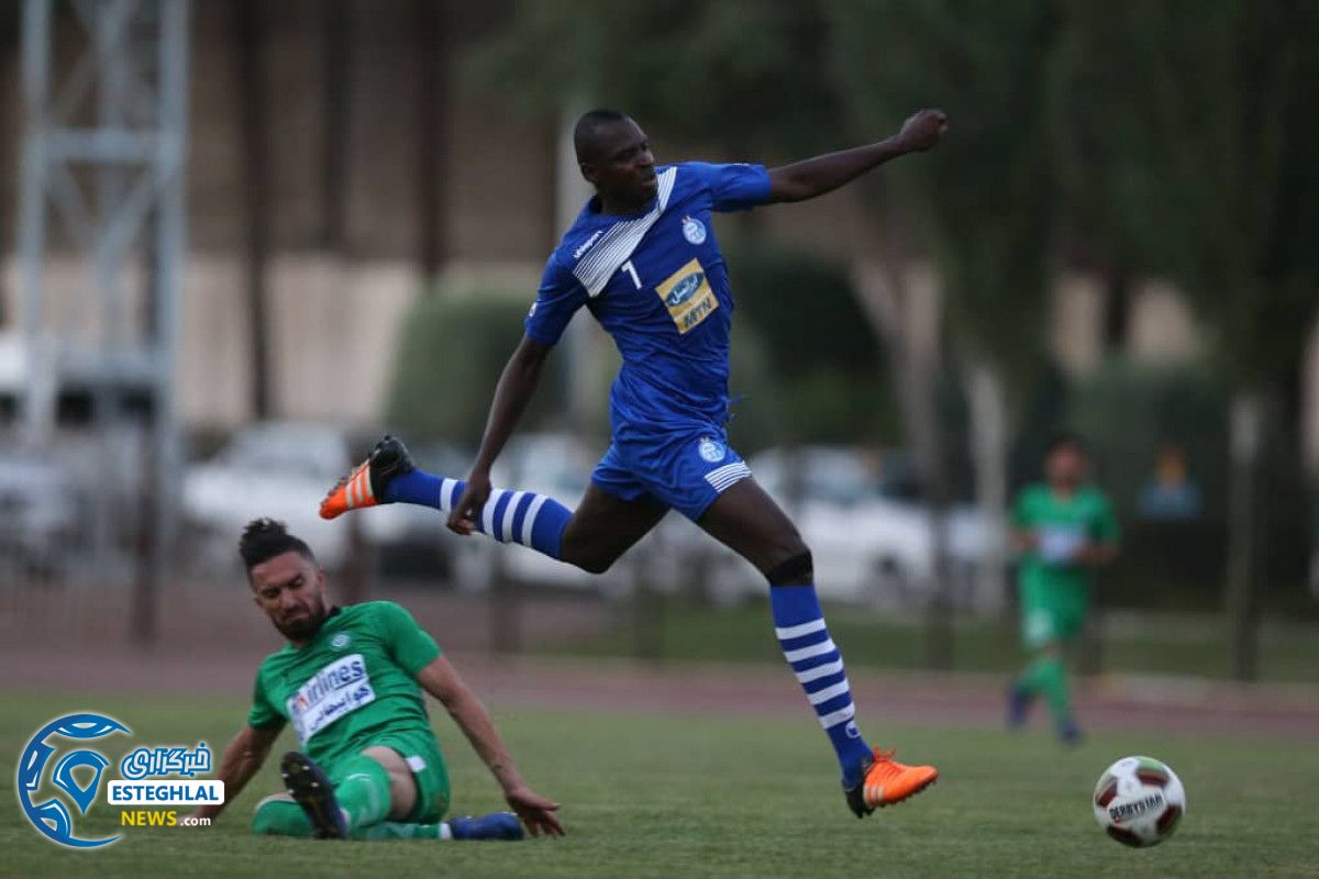 دیدار دوستانه استقلال و ماشین سازی تبریز