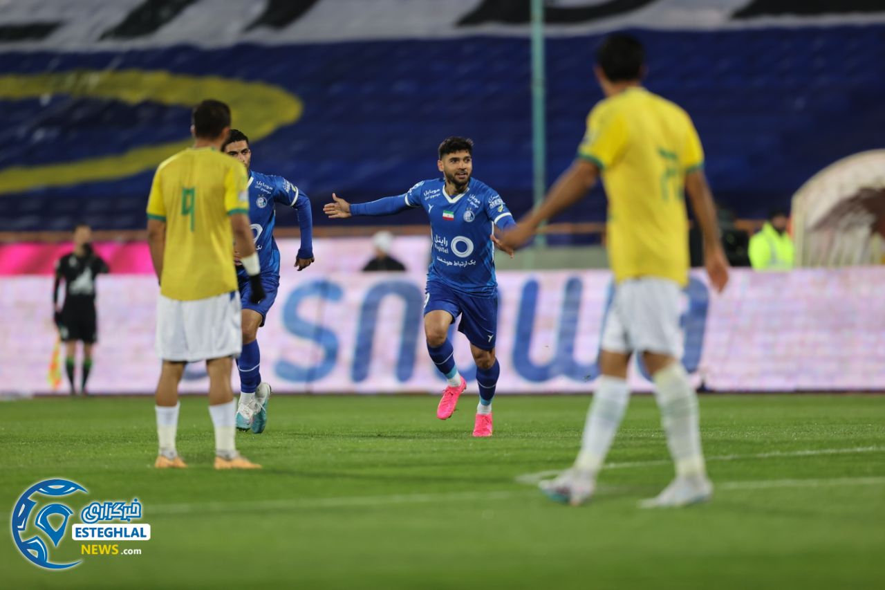 استقلال 1-0 نفت آبادان