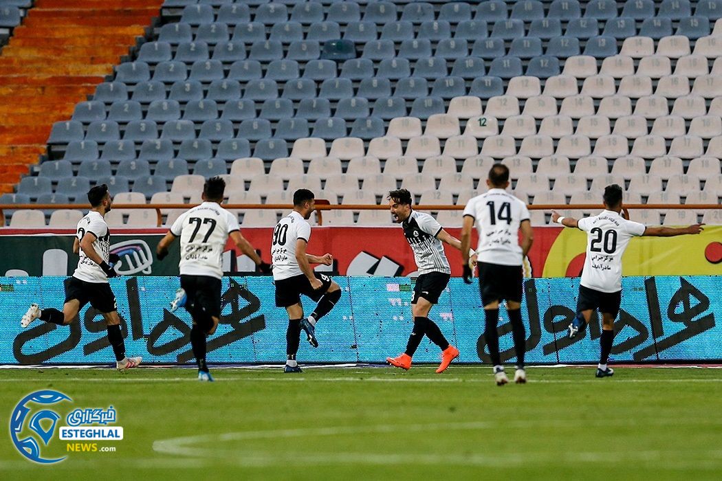 دیدار استقلال و نفت مسجدسلیمان